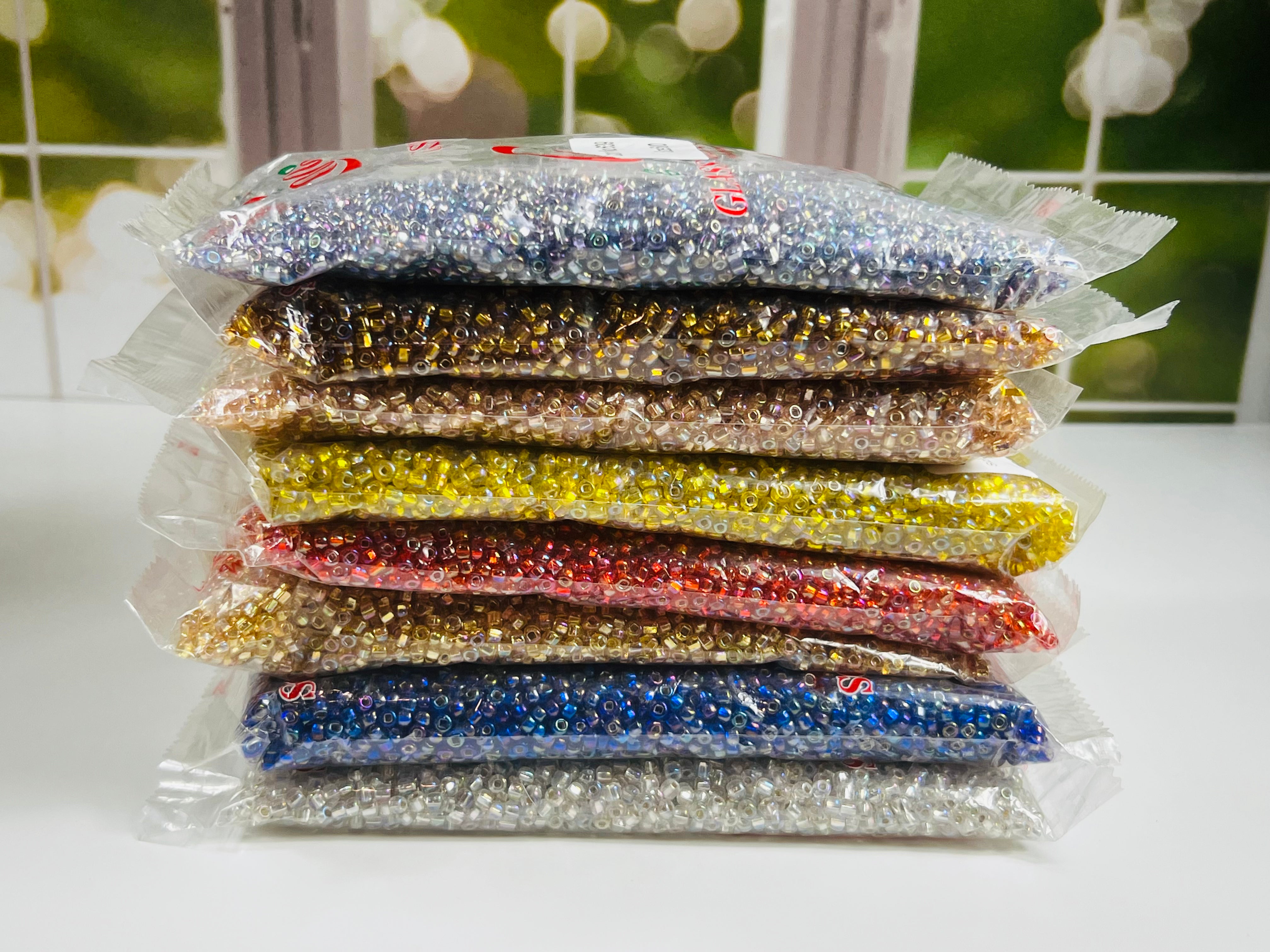 Size 6/0 bulk square hole glass seed beads 450 grams for jewelry and waist bead making